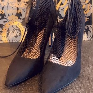 ZARA: Black Sock Netted Booty